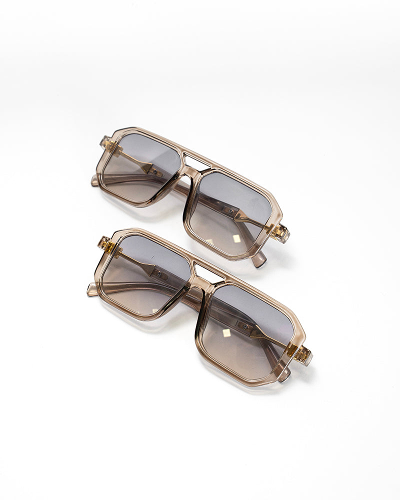 GLASSES RACING