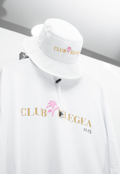 Bucket hatt club white